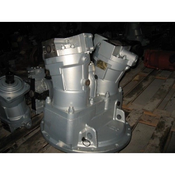 nasosnye-agregaty-311.224M.14.00-5883-1479559713204559-1-big.jpg Гидронасос 321.224 (насосный агрегат сдвоенный) с регулятором мощности — изображение 1