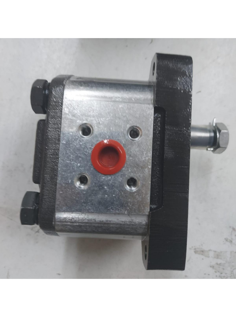 75775242-1000x1340 Гидронасос Hema 1PN.040.CBT1/068 — изображение 1